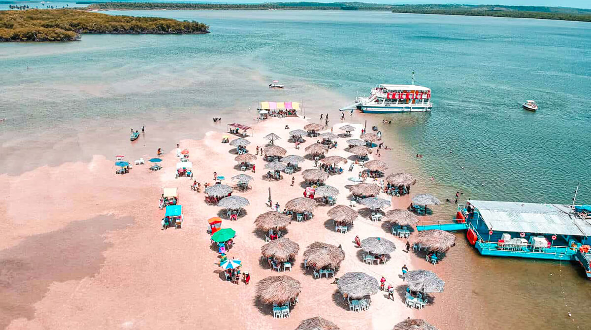 Croa do Goré com Ilha dos Namorados (saídas de Aracaju e Hotel Makai)